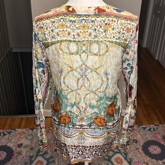 Johnny Was Butterfly and Baubles 100% Silk Tunic Button Blouse New Size XS - Picture 6 of 11